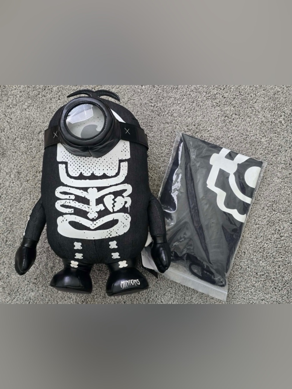 UNIVRS Minions Plush